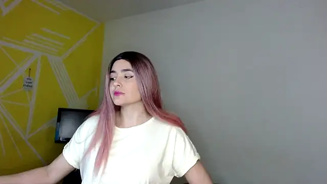 Nikolle Rouss online show from 01.03.25