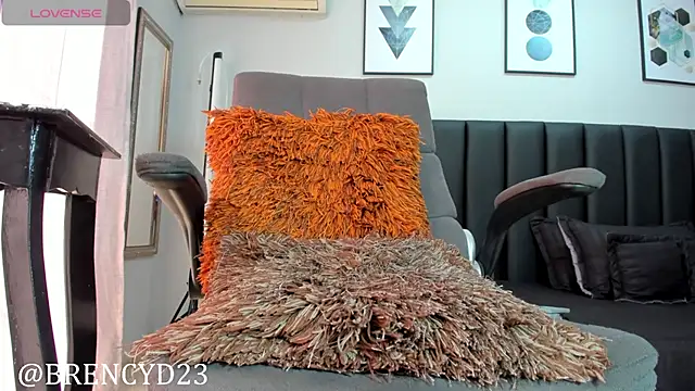 Snapshot of sexual_diamond chatting on 12.13.24 sexual diamond online show from 12.13.24