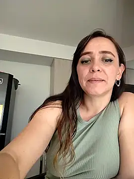 natalie cowens online show from 02.15.25