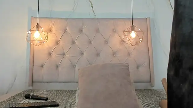 zamira 44 online show from 03.14.26