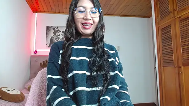 tifanny-squirt online show from 11.25.25