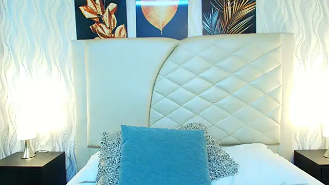 Amberr Greyy online show from 11.27.25