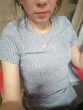 Lunababymylove online show from 04.04.26