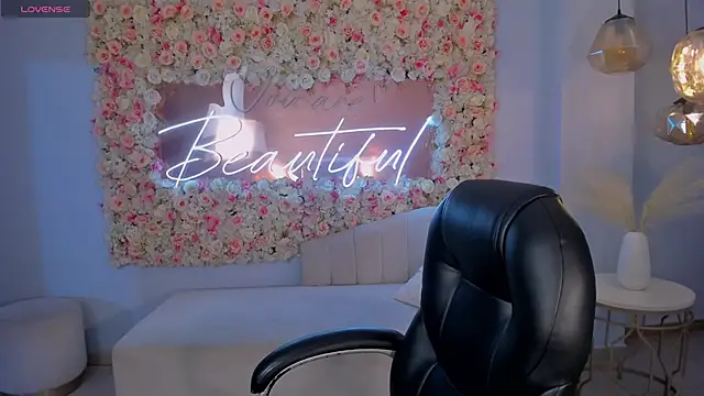 DolcieElliot online show from 01.11.25