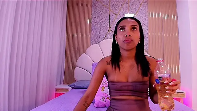 nata luna online show from 04.08.26