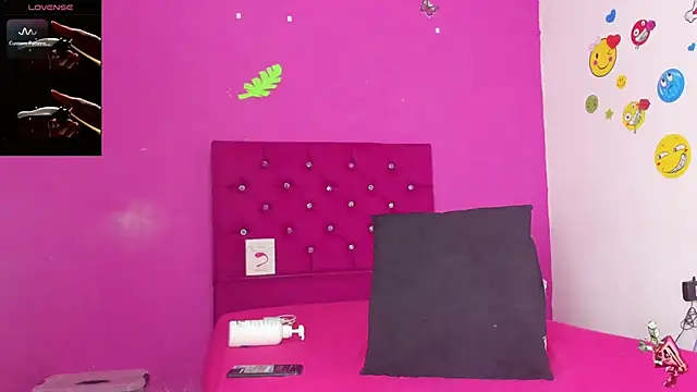 Snapshot of DIORA_Latina chatting on 01.30.25 DIORA Latina online show from 01.30.25