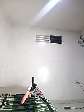 Snapshot of DIORA_Latina chatting on 09.26.25 DIORA Latina online show from 09.26.25