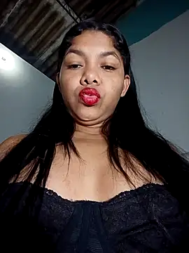 Snapshot of DIORA_Latina chatting on 12.05.25 DIORA Latina online show from 12.05.25