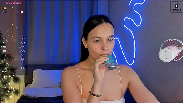  Sweetie  online show from 12.23.24