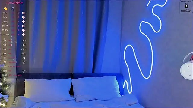  Sweetie  online show from 12.27.24