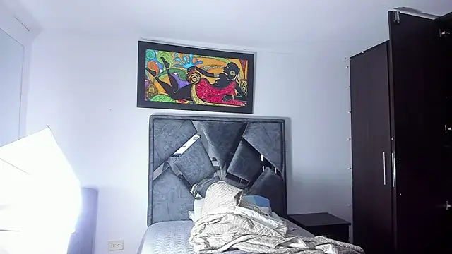 Snapshot of Vahiolet_smith chatting on 11.08.25 Vahiolet smith online show from 11.08.25