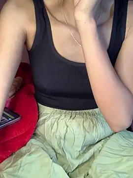 Snapshot of Asianmombigasss chatting on 01.19.26 Asianmombigasss online show from 01.19.26