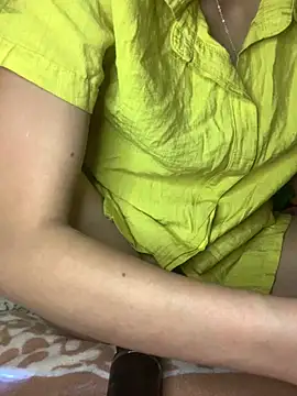 Snapshot of Asianmombigasss chatting on 03.01.26 Asianmombigasss online show from 03.01.26