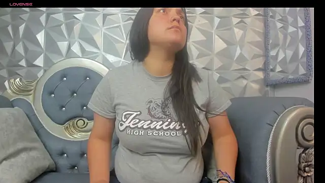 KataleyaStiward online show from 01.28.25