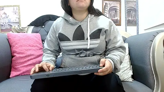 Snapshot of KataleyaStiward chatting on 07.01.26 KataleyaStiward online show from 07.01.26