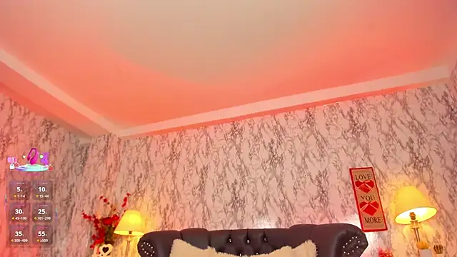 Snapshot of SpicyAmelia chatting on 02.18.25 SpicyAmelia online show from 02.18.25