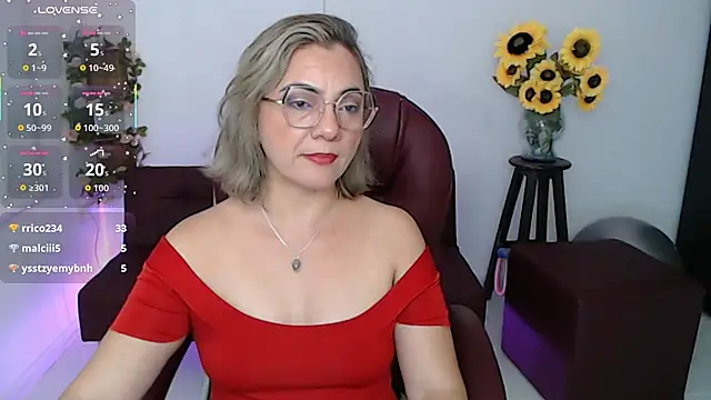 Snapshot of Ghada_milf chatting on 05.04.26 Ghada milf online show from 05.04.26