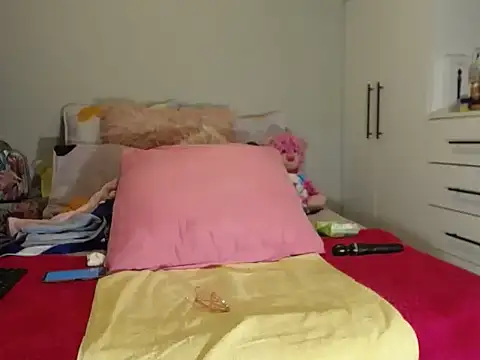 Amberbela online show from 10.05.25