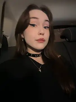 Peachy Dream online show from 12.14.24