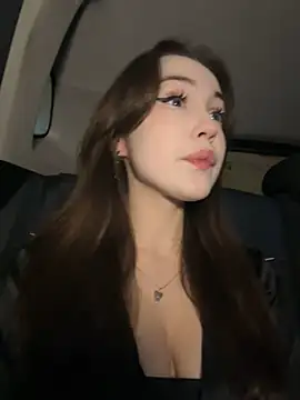 Peachy Dream online show from 12.21.24