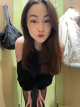 Peachy Dream online show from 02.12.25