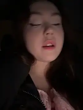 Peachy Dream online show from 01.18.26