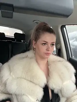 Love Bri online show from 01.22.25