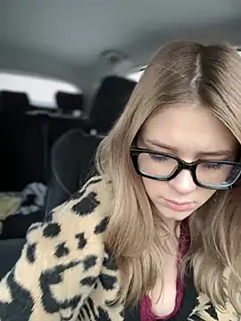 Love Bri online show from 03.06.25