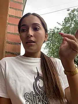 Snapshot of Penelope-Hot chatting on 12.19.24 Penelope-Hot online show from 12.19.24