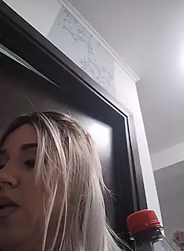 AdelinaJude online show from 09.26.25