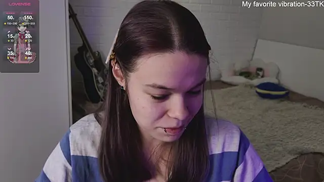 Snapshot of ValBae chatting on 01.16.25 ValBae online show from 01.16.25