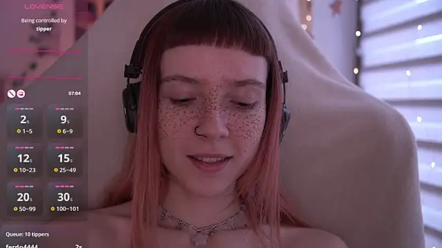 Snapshot of juliapie chatting on 01.11.25 juliapie online show from 01.11.25