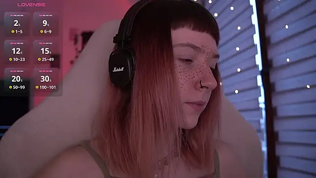 Snapshot of juliapie chatting on 02.01.25 juliapie online show from 02.01.25