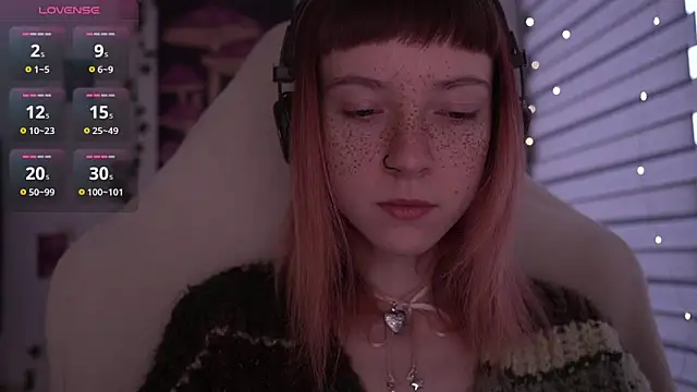 Snapshot of juliapie chatting on 02.09.25 juliapie online show from 02.09.25