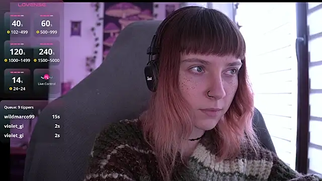 Snapshot of juliapie chatting on 03.14.25 juliapie online show from 03.14.25