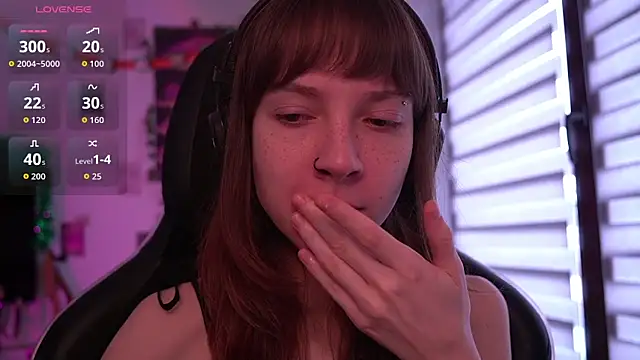 Snapshot of juliapie chatting on 02.18.26 juliapie online show from 02.18.26