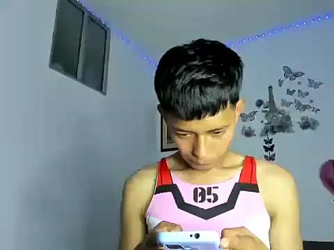 Snapshot of horny_pair chatting on 04.03.26 horny pair online show from 04.03.26