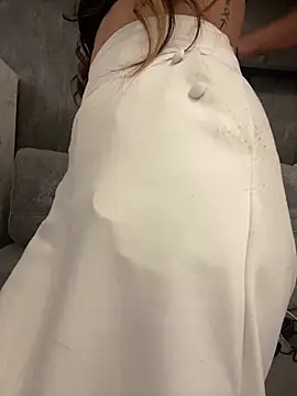 AbyThompson online show from 03.12.25