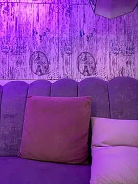 AbyThompson online show from 10.01.25