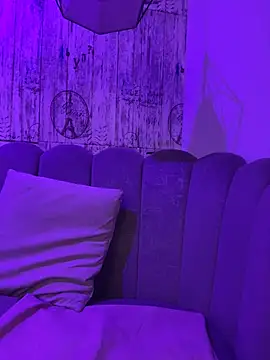 AbyThompson online show from 02.04.26