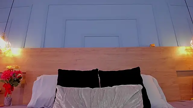 Snapshot of andymiller_ chatting on 03.08.25 andymiller online show from 03.08.25