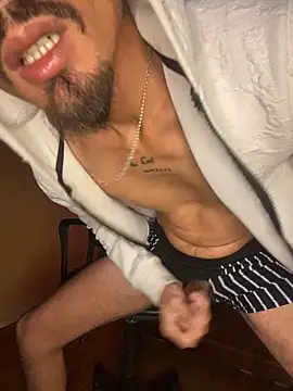 Snapshot of IMD01 chatting on 03.06.26 IMD01 online show from 03.06.26