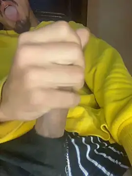 Snapshot of IMD01 chatting on 04.10.26 IMD01 online show from 04.10.26