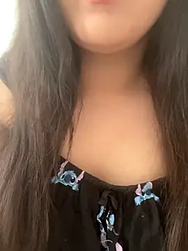 Snapshot of yassminsexy22 chatting on 09.20.25 yassminsexy22 online show from 09.20.25