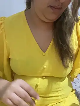 Snapshot of yassminsexy22 chatting on 02.08.26 yassminsexy22 online show from 02.08.26