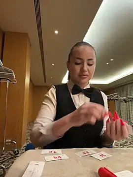 Snapshot of beautydiamond chatting on 02.28.25 beautydiamond online show from 02.28.25