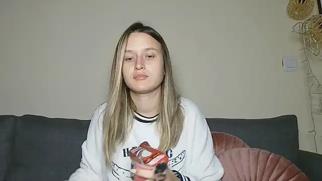 Submissive love online show from 12.16.24