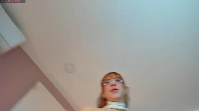 sweeet peach online show from 01.27.25