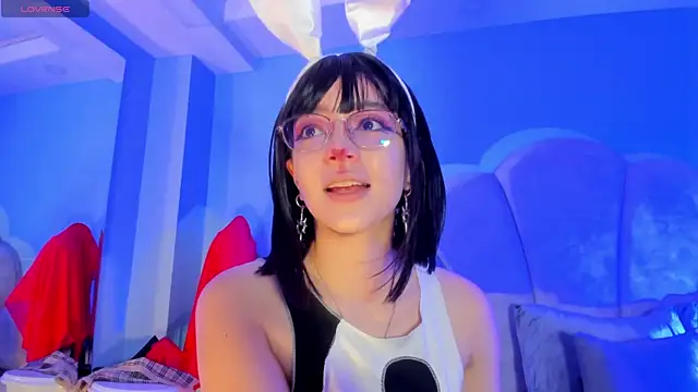 sweeet peach online show from 10.24.25