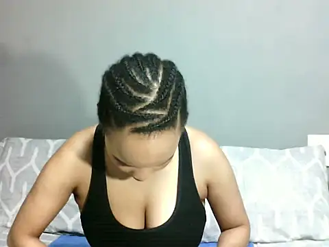 SmallSlut5 online show from 09.25.25